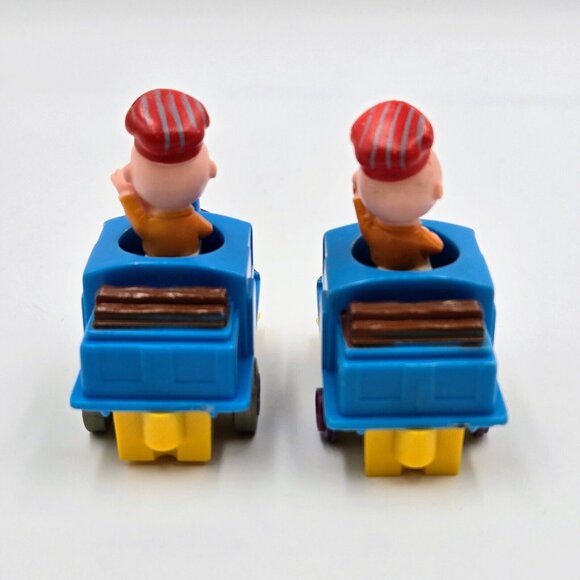 Vintage Peanuts Charlie Brown Conductor In Train UFS Inc. 1950,1966 Set Of 2 - Picture 5 of 11